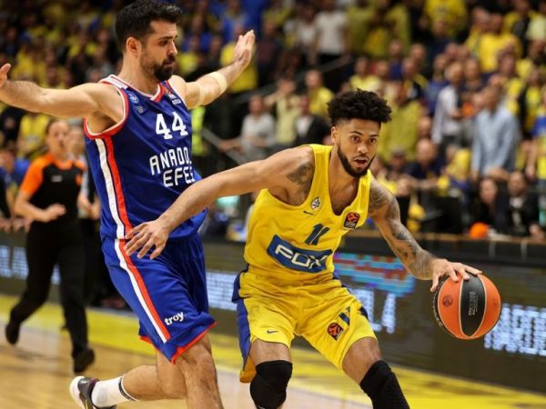 Ντόρσεϊ: Τέλος η καραντίνα, επέστρεψε στις προπονήσεις