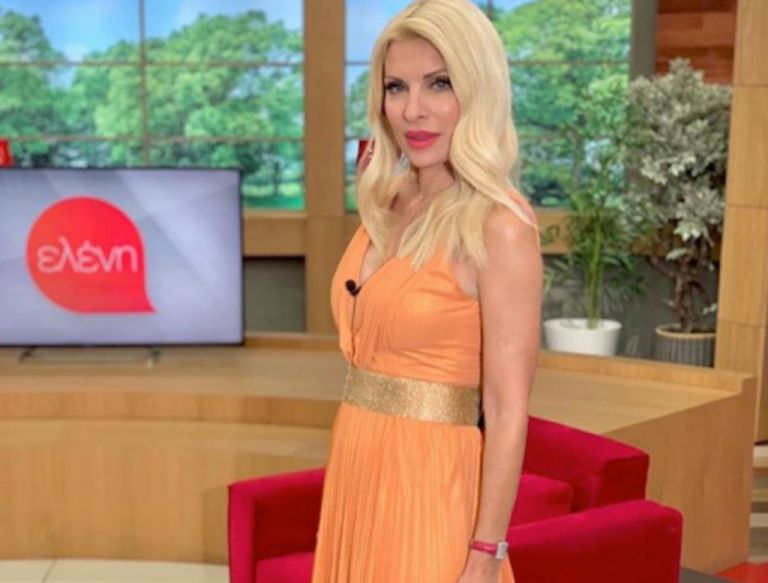 Ελένη Μενεγάκη: Το φιλί της στον Μάκη Παντζόπουλο και στα παιδιά της στην εκπομπή