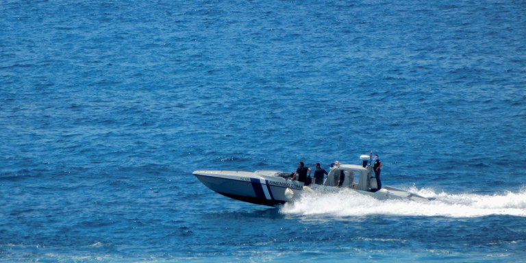Η Αλβανία χαιρετίζει την απόφαση της Ελλάδας να διευρύνει την αιγιαλίτιδα ζώνη στο Ιόνιο