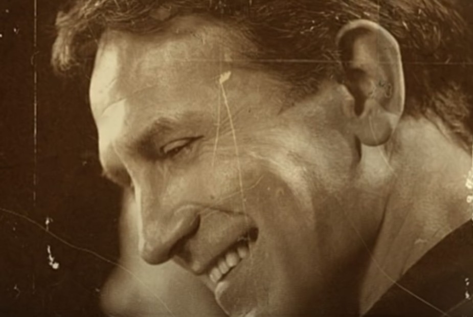 Ο Γιώργος Νταλάρας «ταξίδεψε» σε talent show στην Κορέα