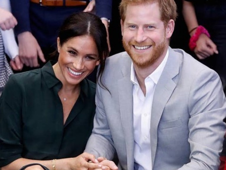 O πρίγκιπας Χάρι σε βιντεοκλήση από το νέο του σπίτι στις ΗΠΑ