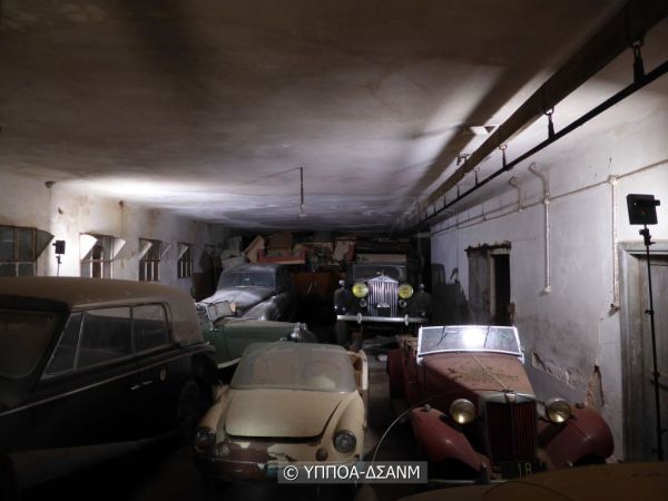 Εντυπωσιακό timelapse: Η διαδικασία αποκατάστασης των βασιλικών οχημάτων