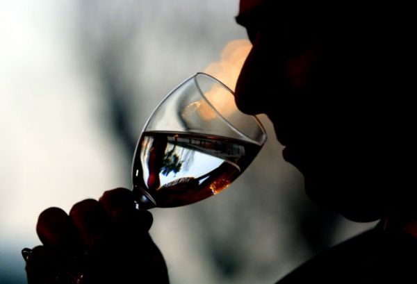 «Παράθυρα κρασιού»: Η μεσαιωνική παράδοση επιστρέφει στην Ιταλία