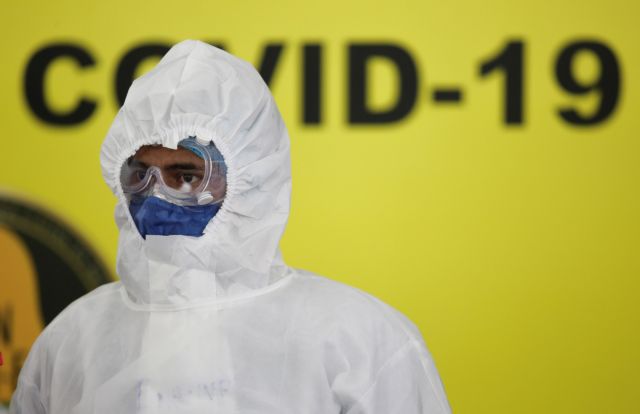 Τα… παράξενα του κοροναϊού – Πόσο εύκολα προσαρμόζεται ο κόσμος