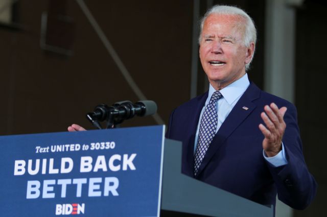 Κάλεσμα 100 διάσημων αφροαμερικάνων στον Μπάιντεν να επιλέγει μαύρη συνυποψήφια