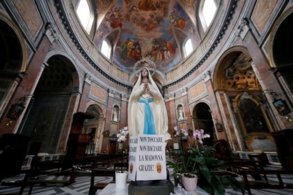 «Παναγία σε… θαλάσσιο ποδήλατο»: Οι απίστευτες ιδέες για λιτανείες παρά τον κορoναϊό