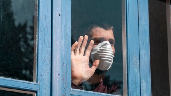 Κοροναϊός: Εκρηκτική αύξηση κρουσμάτων με 203 νέα – Ξεπέρασαν αυτά της καραντίνας [γραφήματα]