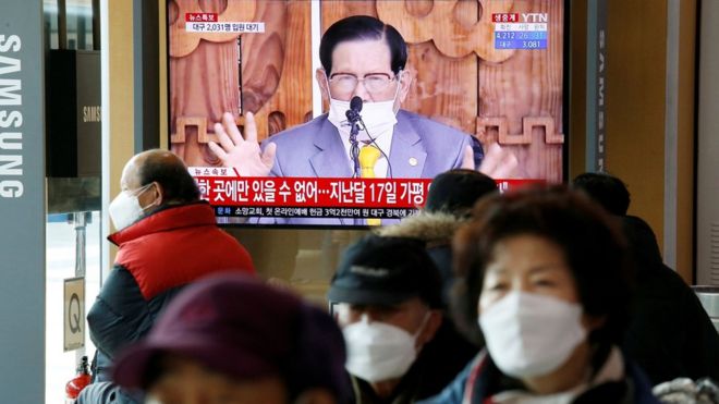 Συνελήφθη επικεφαλής αίρεσης που διέσπειρε τον κοροναϊό στη Νότια Κορέα