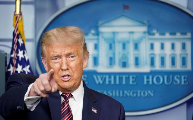 Η ερώτηση δημοσιογράφου που ξάφνιασε τον Τραμπ