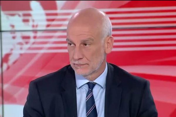 Τσακρής στο MEGA για κοροναϊό: Δύσκολο να γυρίσουμε πίσω, αν ξεφύγει η κατάσταση