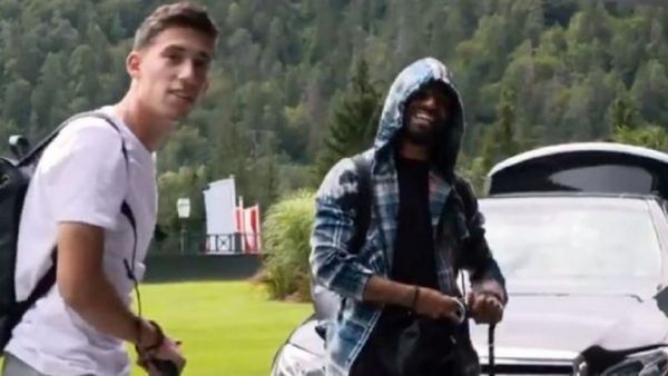 Τσιμίκας: Έφτασε στην Αυστρία με την αποστολή της Λίβερπουλ