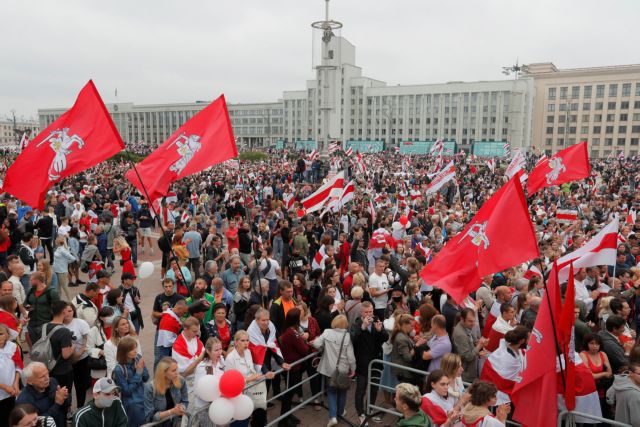 Λευκορωσία : Αμείωτες οι διαδηλώσεις – Τον στρατό «κατεβάζει» ο Λουκασένκο – Τι λέει η Ρωσία