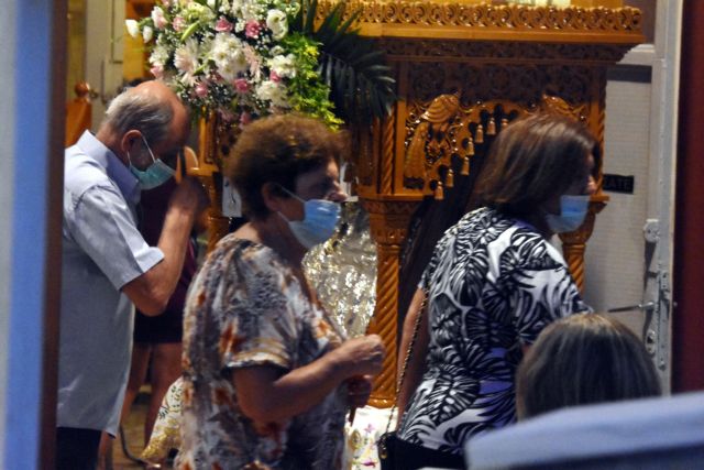 Κοροναϊός: Παρατείνονται οι περιορισμοί στις εκκλησίες – Τα μέτρα που ισχύουν