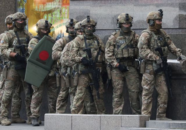 Αίσιο τέλος στο Κίεβο: Συνελήφθη ο δράστης που κράτησε όμηρο – Απειλούσε με εκρηκτικό μηχανισμό