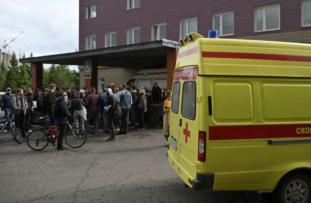 Θρίλερ με τη μεταφορά του Ναβάλνι στη Γερμανία - Αλλάζουν στάση οι ρώσοι γιατροί