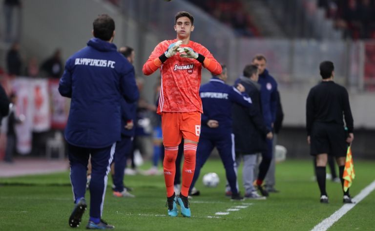 Ολυμπιακός: Θετικός στον κοροναϊό ο Τζολάκης