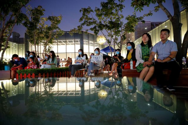 Κοροναϊός: Το Πεκίνο επιστρέφει στην κανονικότητα – Χωρίς μάσκα στους εξωτερικούς χώρους