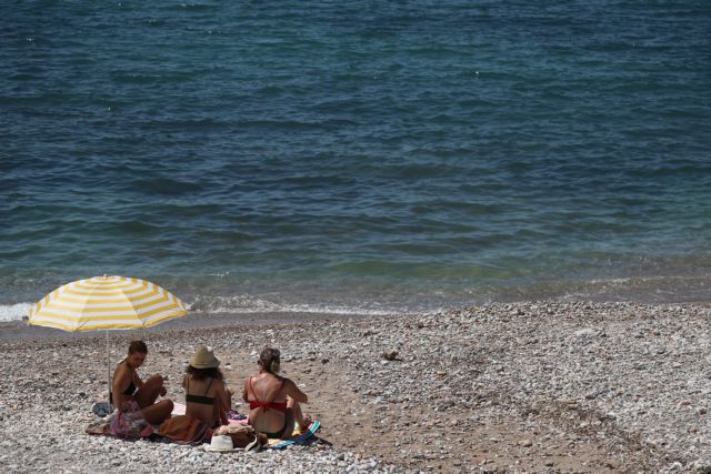 Καιρός: «Καμίνι» όλη η χώρα – Στο κόκκινο ο υδράργυρος και την Τρίτη [χάρτες]