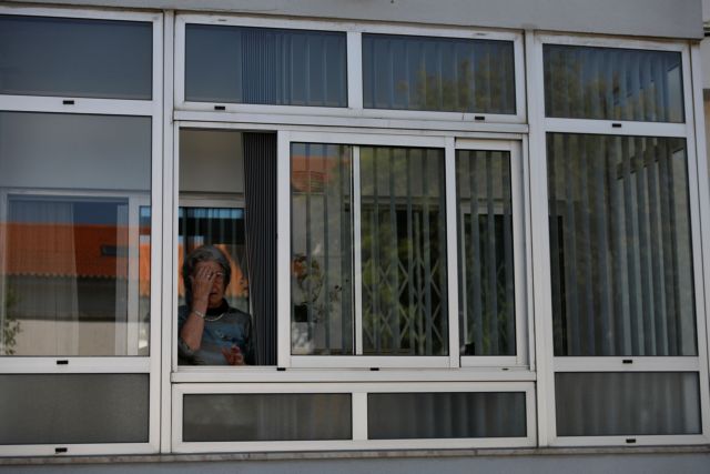 Κανένας θάνατος από κοροναϊό στην Πορτογαλία – Δάκρυσε ο υπουργός Υγείας