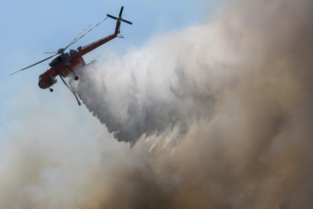 Πυρκαγιά σε αγροτοδασική έκταση στα Χανιά - Φωτιά και στη Χίο