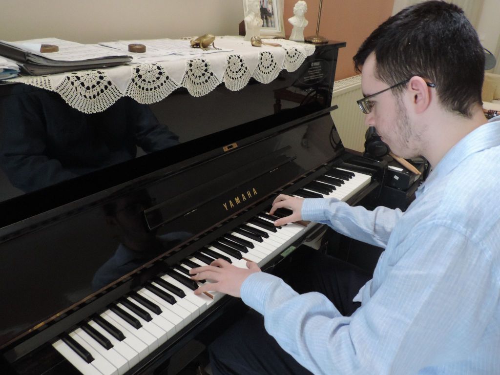 Θεόφιλος Νάστας: Πρώτος… των πρώτων με 19.650 – Πέρασε πρώτος Ιατρική στο ΑΠΘ