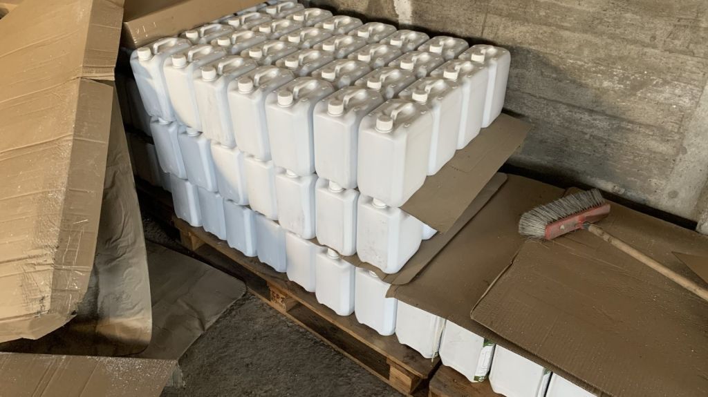 Αποκάλυψη : Τόνοι εκρηκτικών δίπλα σε σπίτια – Κίνδυνος για «Βηρυτό» στην Ελλάδα