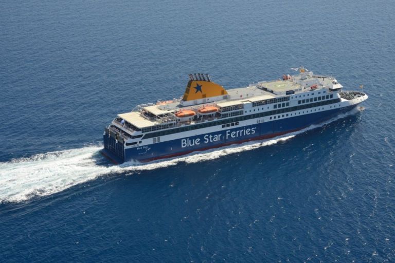 Απίστευτη ανευθυνότητα: 24χρονη ήξερε ότι είναι θετική στον κοροναϊό αλλά πήρε το πλοίο για να πάει Σαντορίνη