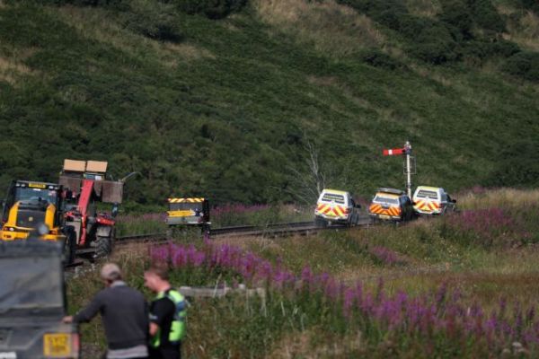 Σκωτία: Αναφορές για τρεις νεκρούς από τον εκτροχιασμό τρένου – Φόβοι για αγνοούμενους
