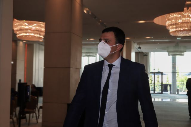 Μήνυμα Κικίλια στους νέους: Δεν είστε άτρωτοι απέναντι στον κοροναϊό