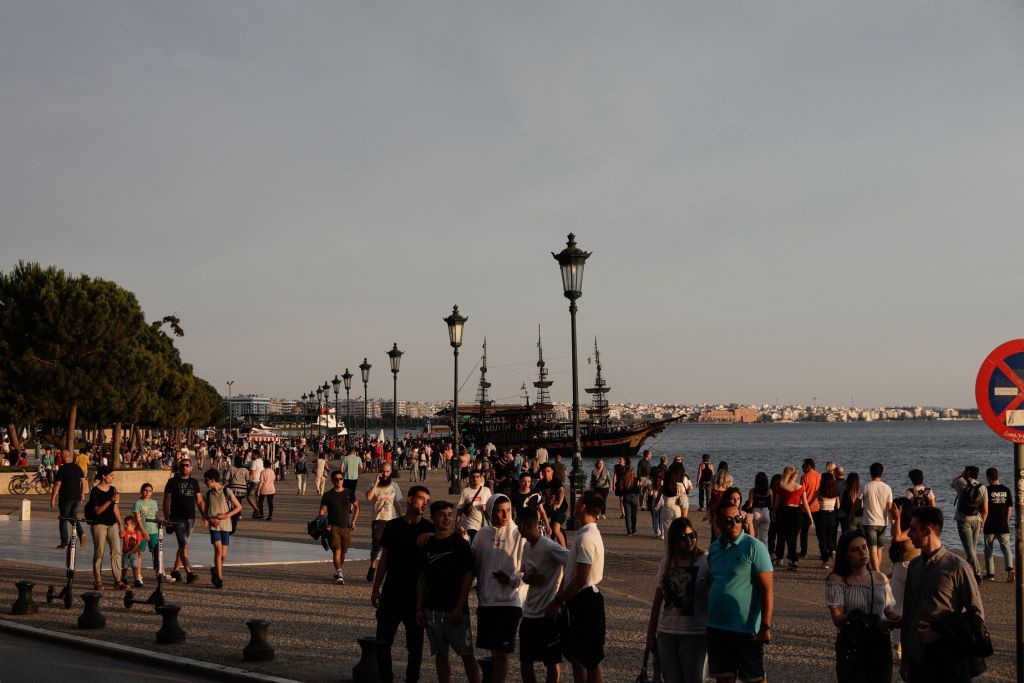 Κοροναϊός: Φόβοι για επιθετική αύξηση κρουσμάτων – Ενδεχόμενο για μέτρα τύπου Πόρου και στη Βόρεια Ελλάδα