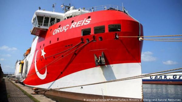 Ακάρ: «Να επιλύσουμε ειρηνικά τις διαφορές με την Ελλάδα»