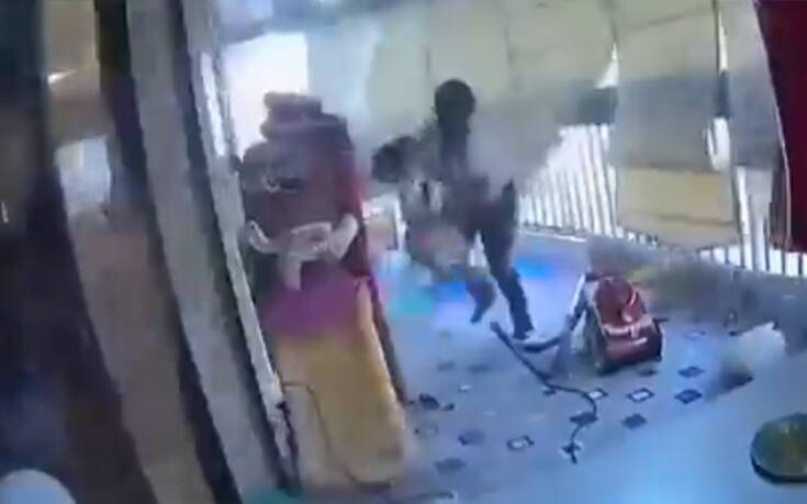 Βηρυτός : Βίντεο με οικιακή βοηθό που σώζει παιδί το οποίο προσέχει