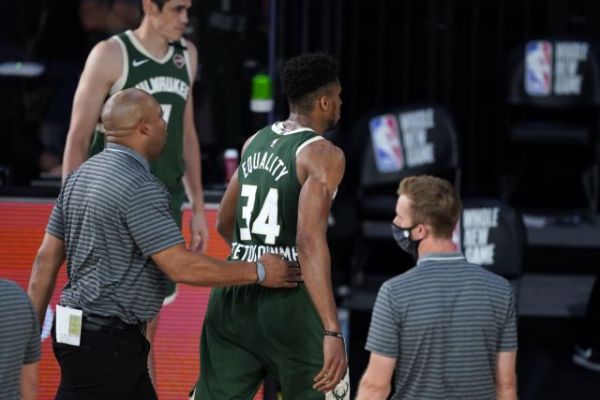 Στα «μαλακά» έπεσε ο Αντετοκούνμπο με ποινή μιας αγωνιστικής