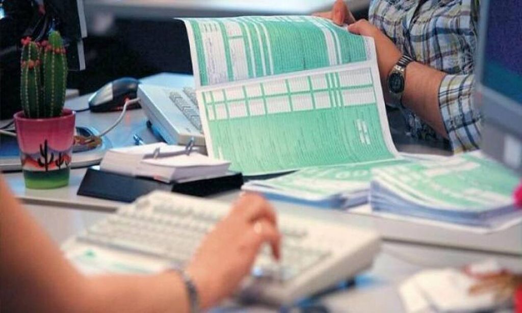 Επίσημο: Παράταση για τις φορολογικές δηλώσεις – Δείτε μέχρι πότε