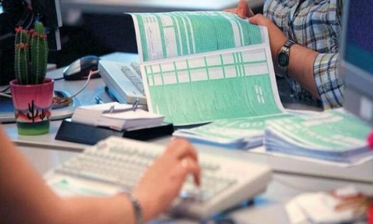 Επίσημο: Παράταση για τις φορολογικές δηλώσεις – Δείτε μέχρι πότε