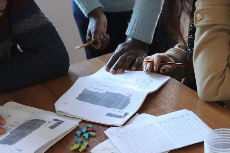 Σε δημόσια διαβούλευση νομοσχέδιο για τη βελτίωση της απόκτησης ιθαγένειας με πολιτογράφηση