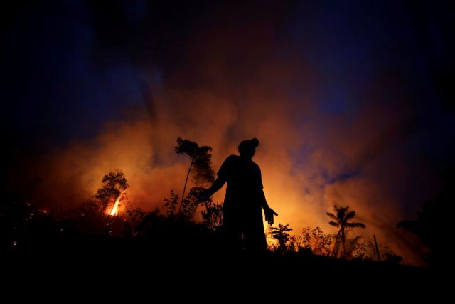 Αγωνία για τον Αμαζόνιο : Ξανά στις φλόγες ο «πνεύμονας» του πλανήτη