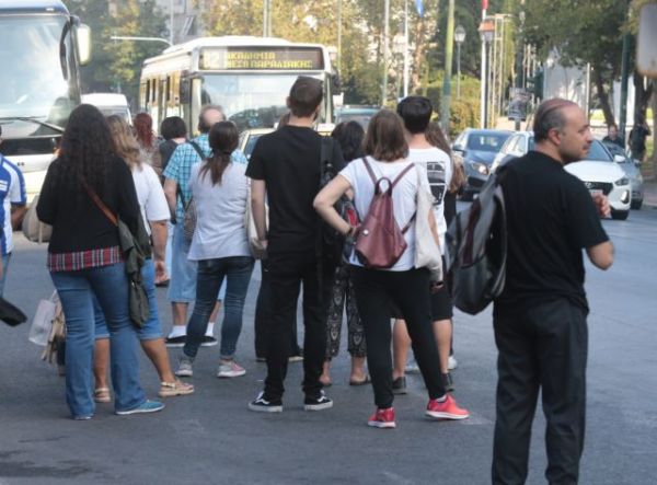 Κεφαλογιάννης στο MEGA: Αυτά είναι τα μέτρα αποφυγής συνωστισμού στα ΜΜΜ