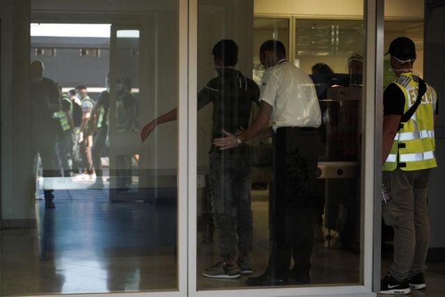 Κύπρος: Στην ταξιδιωτική κατηγορία Β η Ελλάδα από 6 Αυγούστου - Υποχρεωτικό τεστ κοροναϊού
