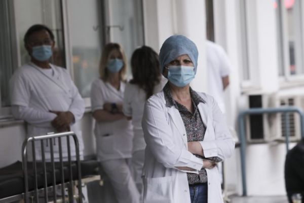 Γώγος για κοροναϊό: Είμαστε πολύ κοντά στην κόκκινη γραμμή μετά την αύξηση των κρουσμάτων