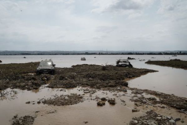 Τραγωδία στην Εύβοια : Θρήνος για τους 8 νεκρούς – Ανυπολόγιστες οι καταστροφές