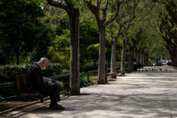Κοροναϊός : Κρίσιμες οι επόμενες μέρες – Συναγερμός για τη διασπορά του ιού σε 32 περιφερειακές ενότητες