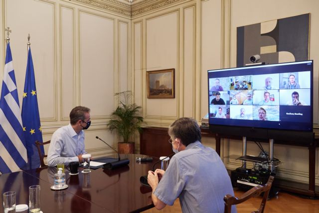 Έρχονται νέα μέτρα αν δεν μειωθούν τα κρούσματα του κοροναϊού