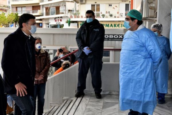 Κικίλιας : Ασυμπτωματικοί 20 εώς 40 ετών μεταδίδουν τον κοροναϊό – Σκέψεις για νέα μέτρα
