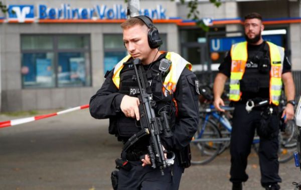 Βερολίνο : Άνδρας «με ισλαμιστικά κίνητρα» προκάλεσε σειρά τροχαίων ατυχημάτων