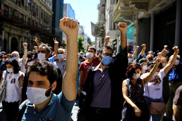 Τουρκία : Αντιδράσεις και οργή για τον θάνατο της δικηγόρου-απεργού πείνας