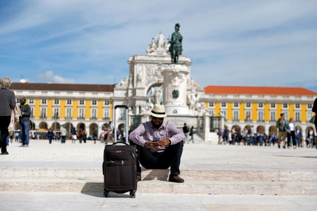Πορτογαλία : Βουτιά της τουριστικής κίνησης λόγω κοροναϊού