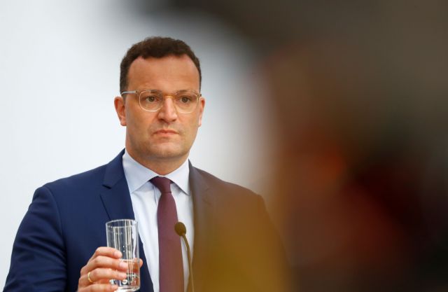 Κοροναϊος : Κόντρα στη Γερμανία για το ποιος θα πληρώσει το τεστ για τους ταξιδιώτες