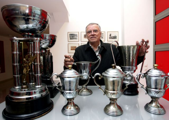 Ο Σάββας Θεοδωρίδης όπως τον έζησε η ερυθρόλευκη οικογένεια