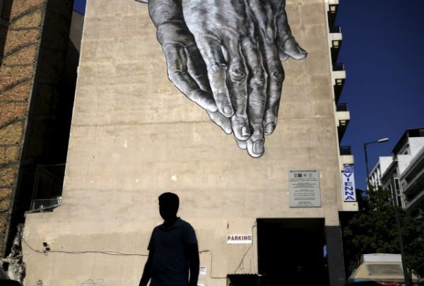 Κοροναϊός : Στο «κόκκινο» για ακόμα μια μέρα Αττική και Θεσσαλονίκη – «Είμαστε στα όρια του συναγερμού»